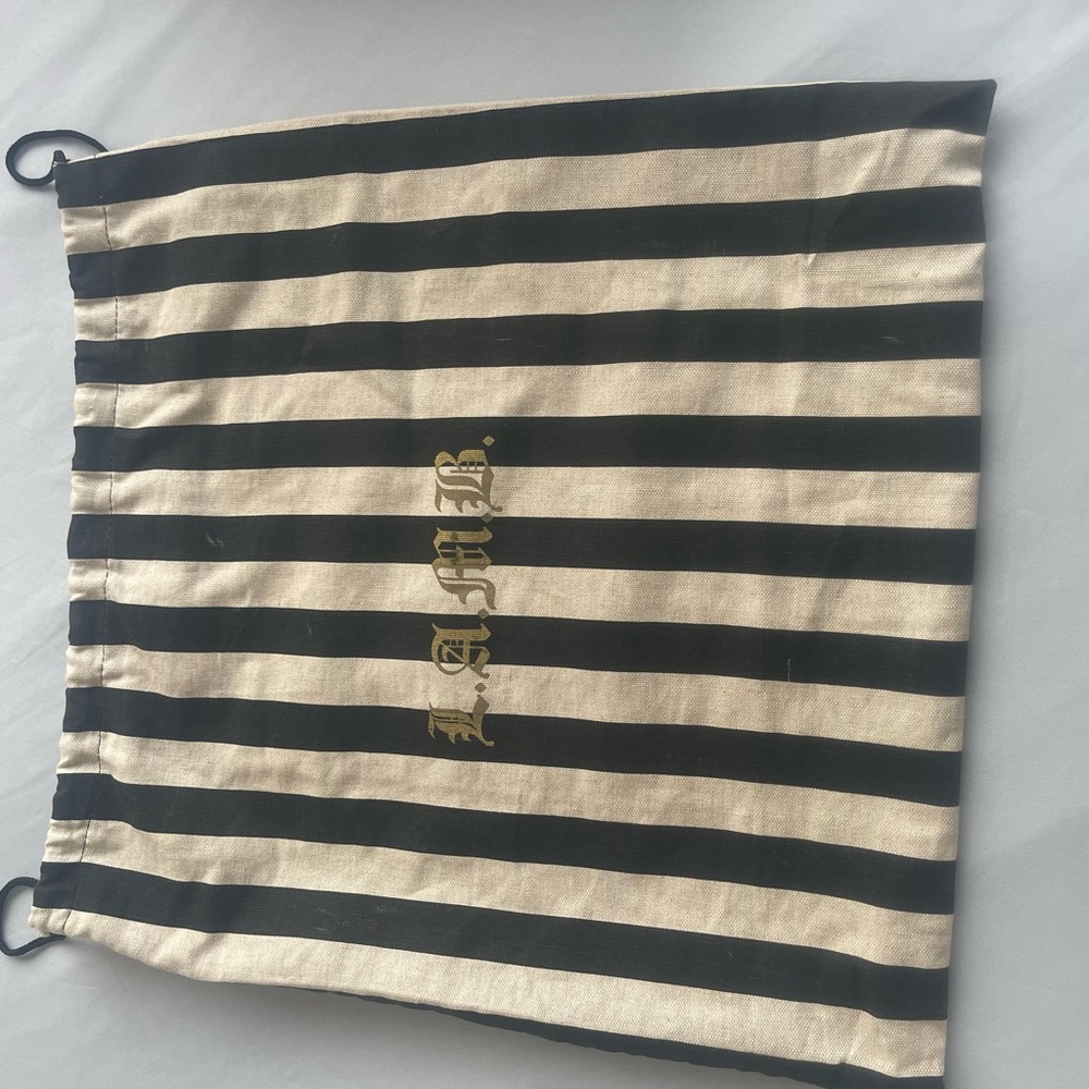 L.A.M.B. Vintage Handbag Excellent Condition - Picture 3 of 9